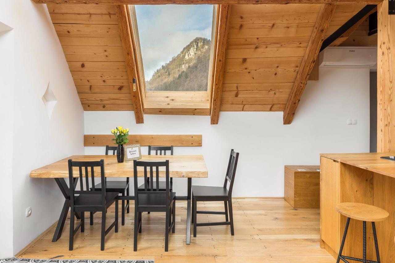 Апартаменты Hisa Na Soncu / Sun House Згорнье-Горье Экстерьер фото