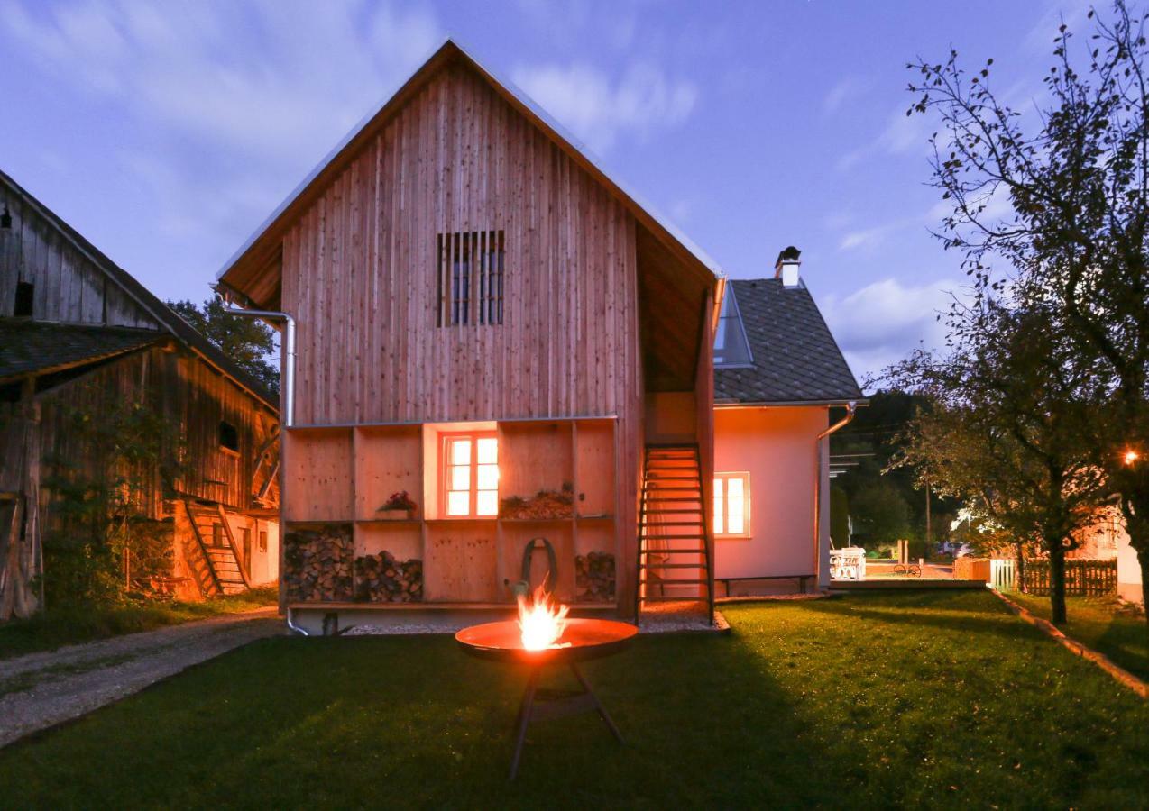Апартаменты Hisa Na Soncu / Sun House Згорнье-Горье Экстерьер фото